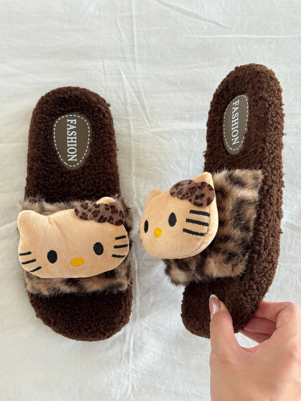 Cute Hello Kitty Leopard Slides – Soft Fluffy Slippers