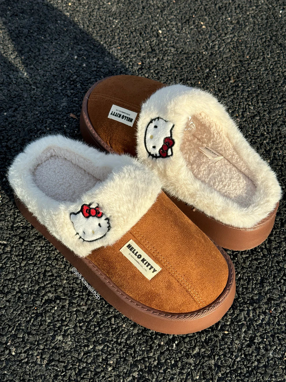 Hello Kitty Fuzzy Memory Foam Slippers – Cozy Indoor & Outdoor