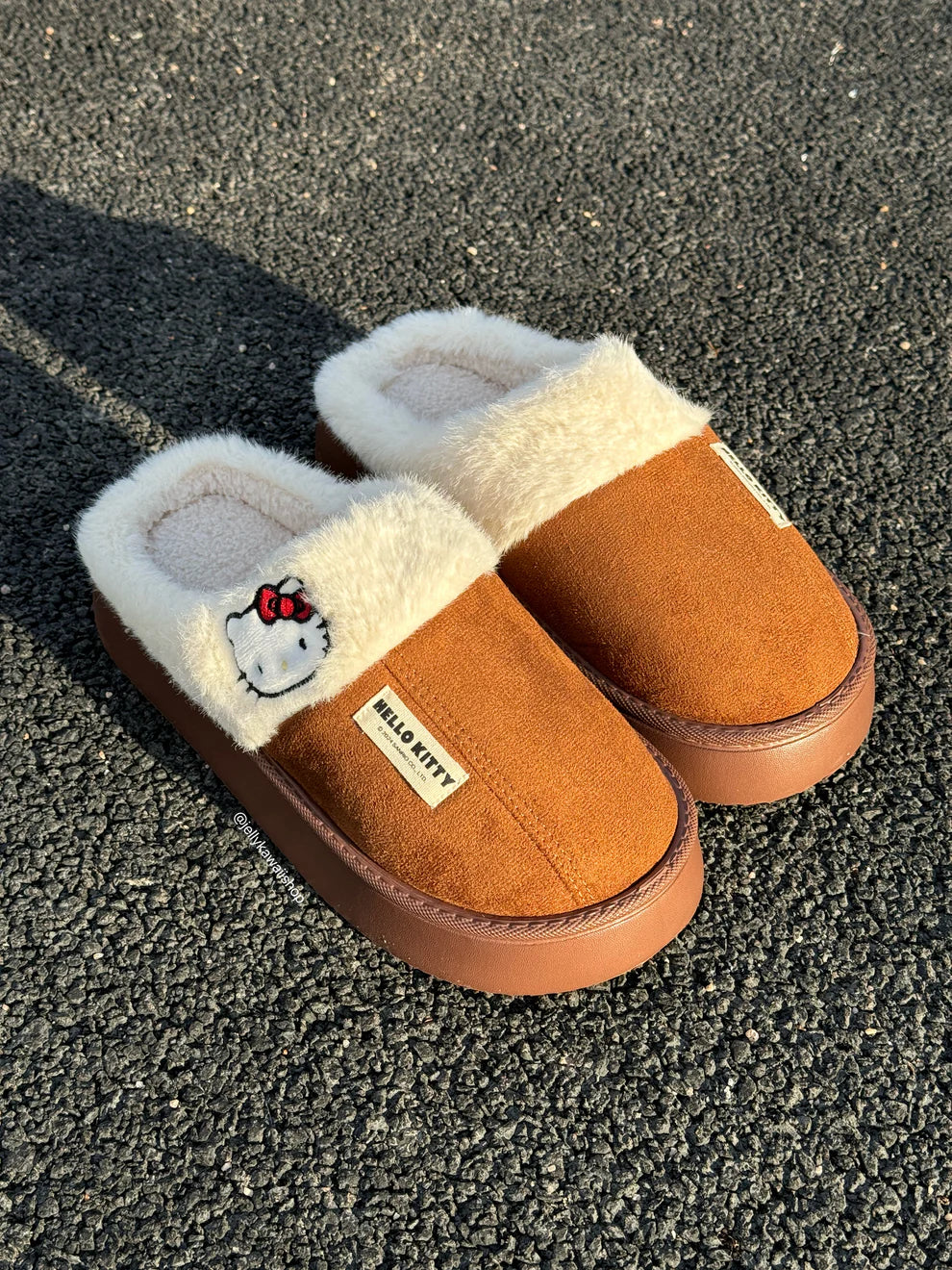 Hello Kitty Fuzzy Memory Foam Slippers – Cozy Indoor & Outdoor