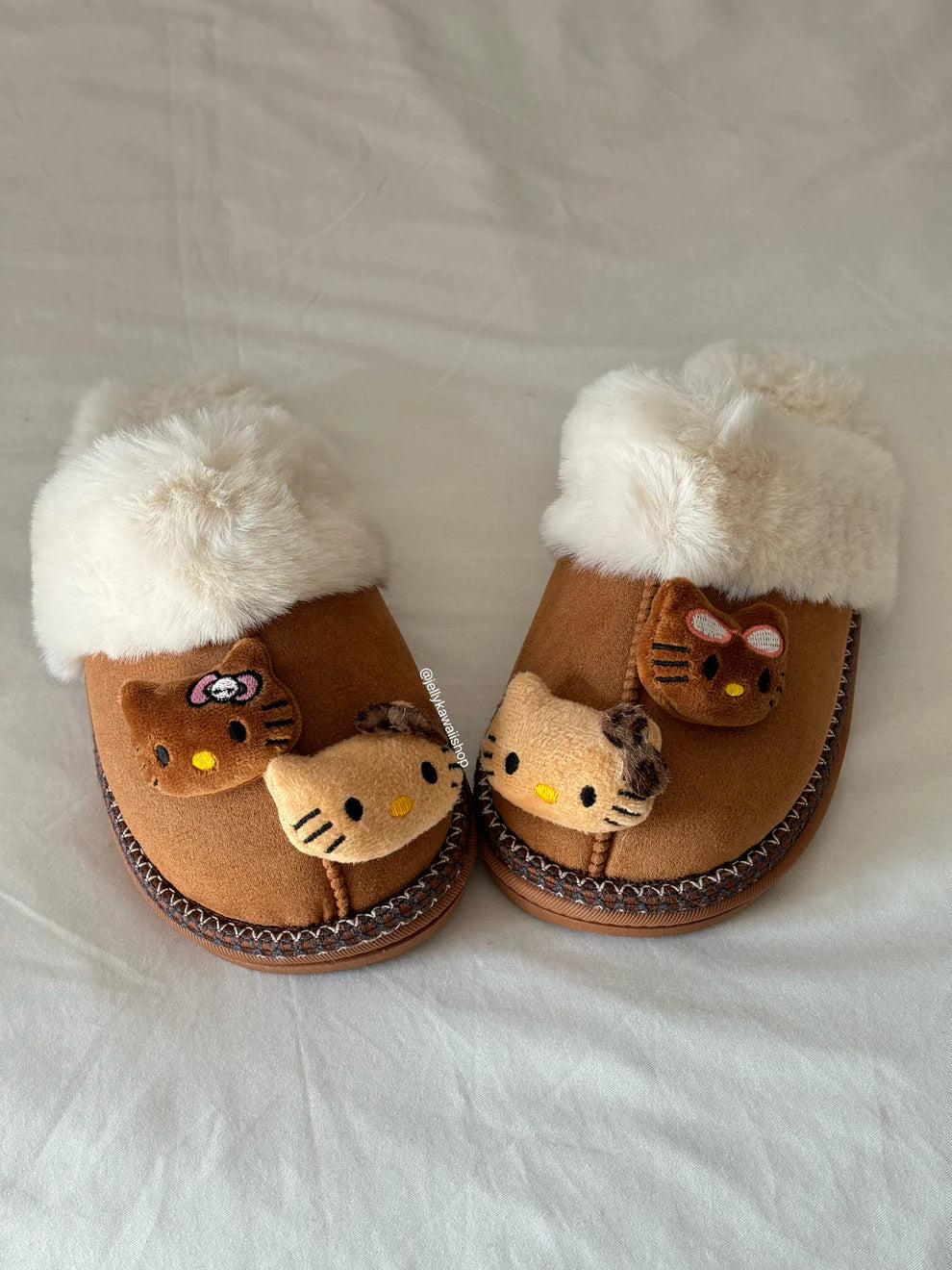 Cozy Hello Kitty Brown Slippers – Fluffy Winter Footwear