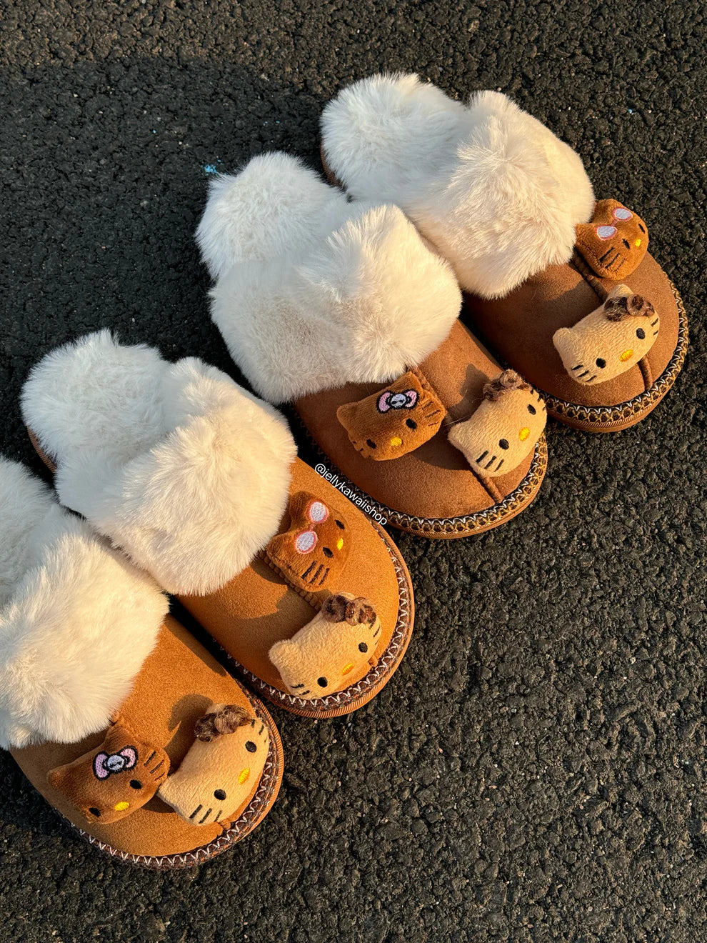 Cozy Hello Kitty Brown Slippers – Fluffy Winter Footwear