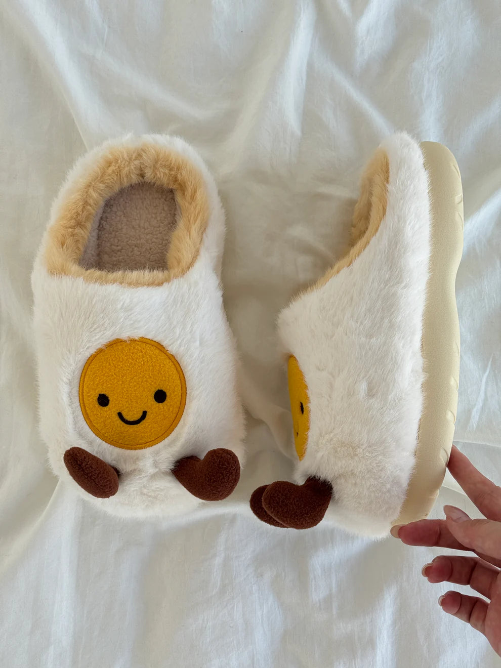 Fluffy Fried Egg Slippers – Soft Memory Foam Comfort