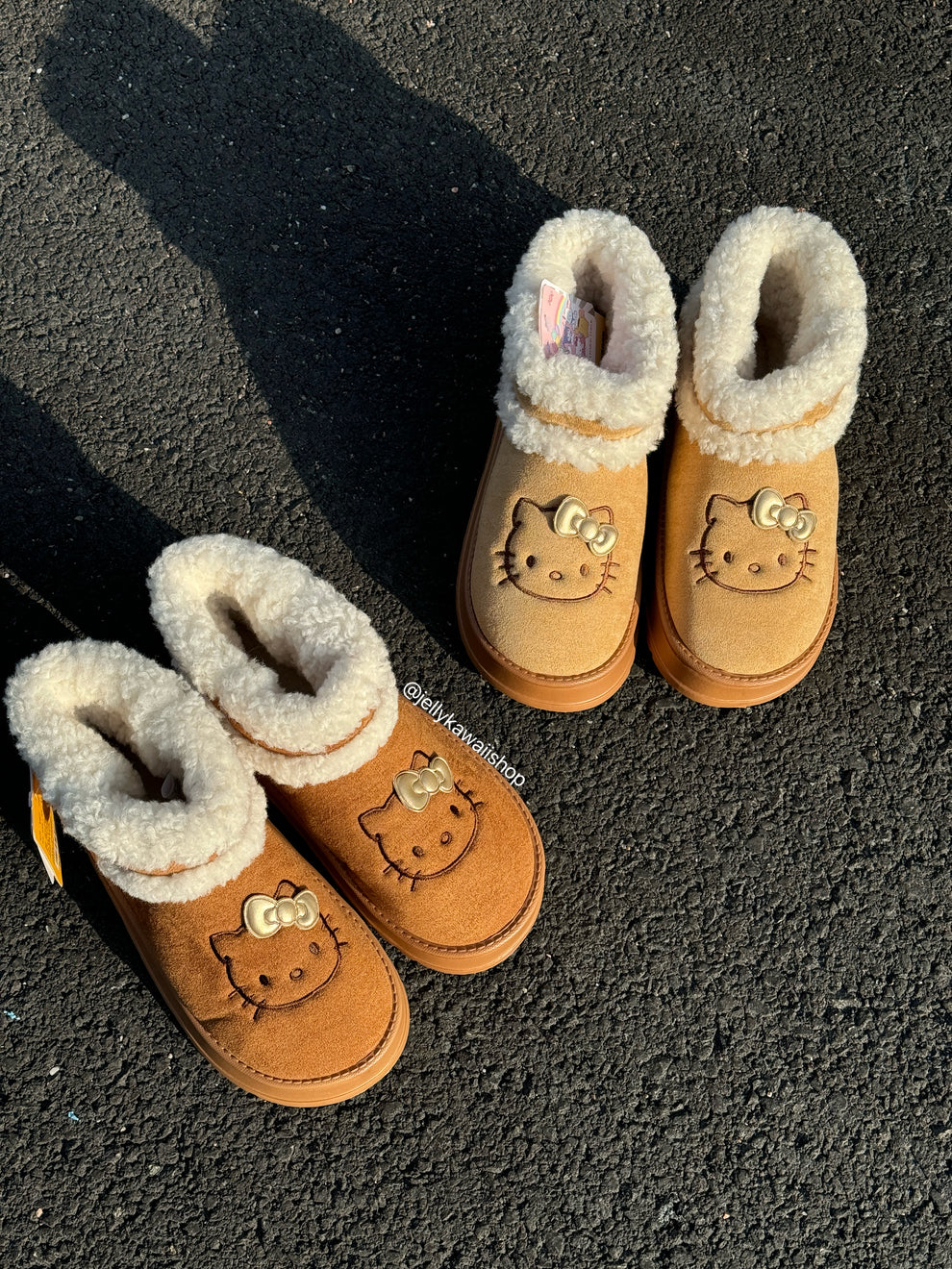 Hello Kitty Fluffy Winter Boots – Pompon Lace-Up Snow Shoes