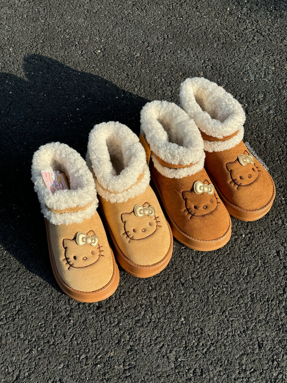Hello Kitty Fluffy Winter Boots – Pompon Lace-Up Snow Shoes