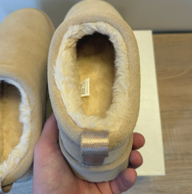 2 Corinthians 5:7 Clogs